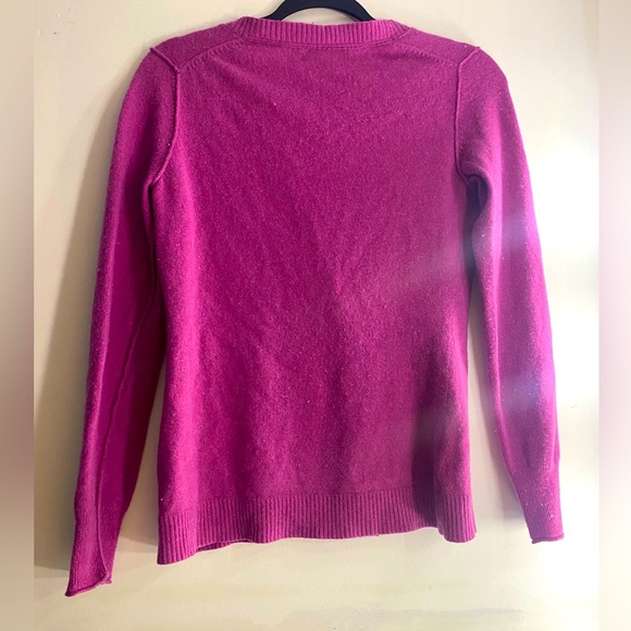 Banana Republic Pink Sweater - Picture 4 of 8